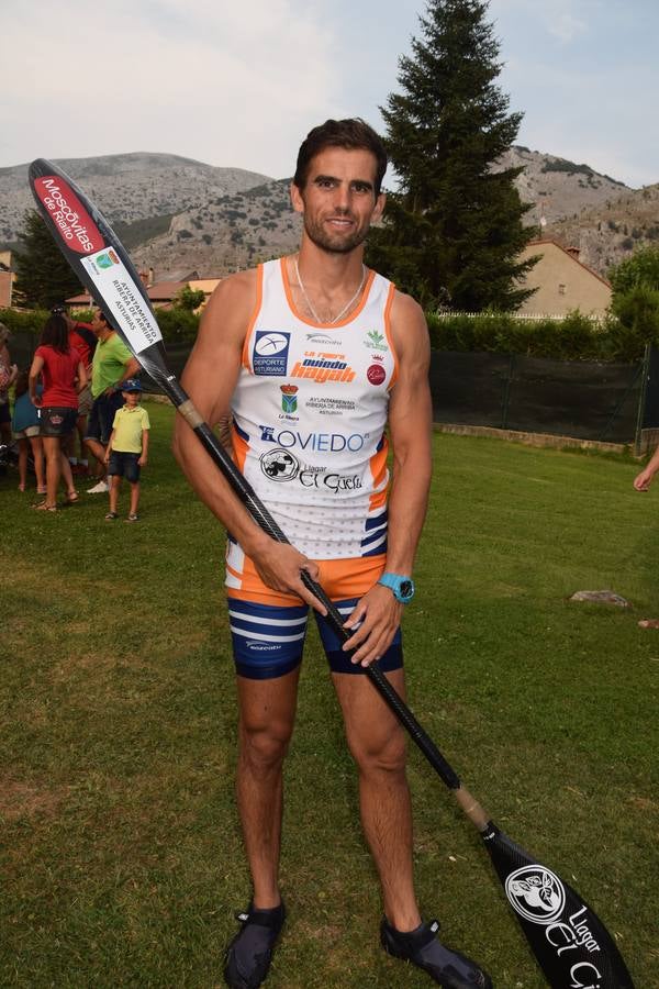 La competición contó con la participación de 320 palistas y 247 embarcaciones