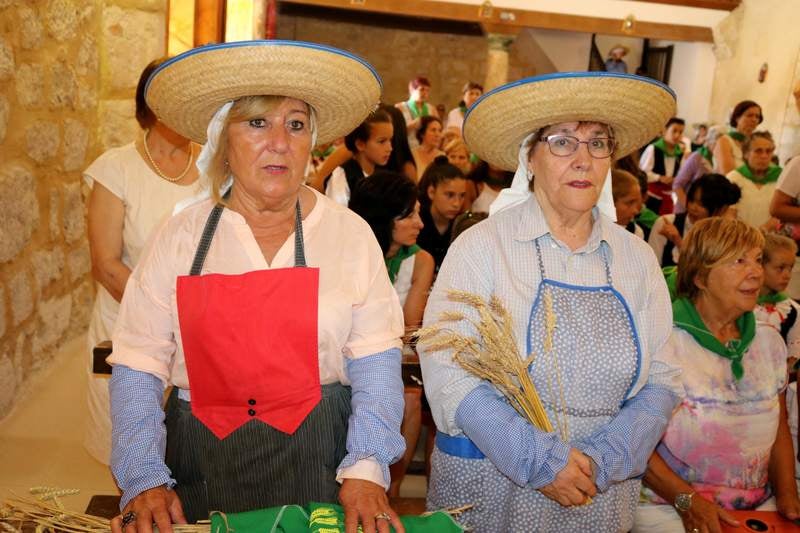Siete profesionales del pan han acudido a la cita celebrada en la localidad palentina de Cobos de Cerrato