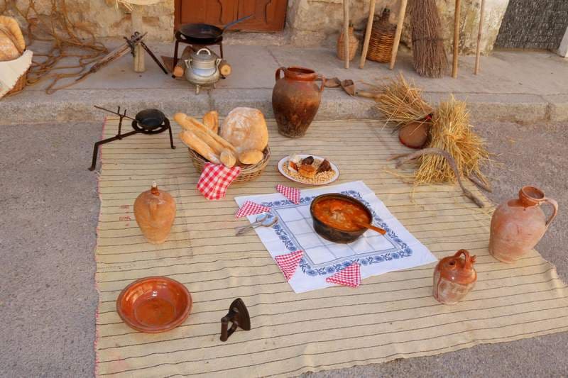 Siete profesionales del pan han acudido a la cita celebrada en la localidad palentina de Cobos de Cerrato