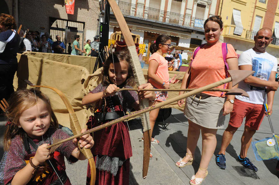 Ambiente en la Feria Renacentista de Medina del Campo. Sábado