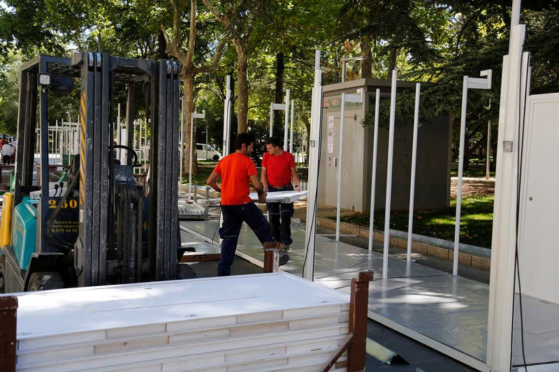 Comienza la instalación de las casetas de la Feria de Día de Palencia
