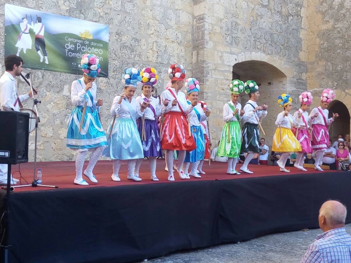 XI Certamen de danzas de paloteo en Torrelobatón