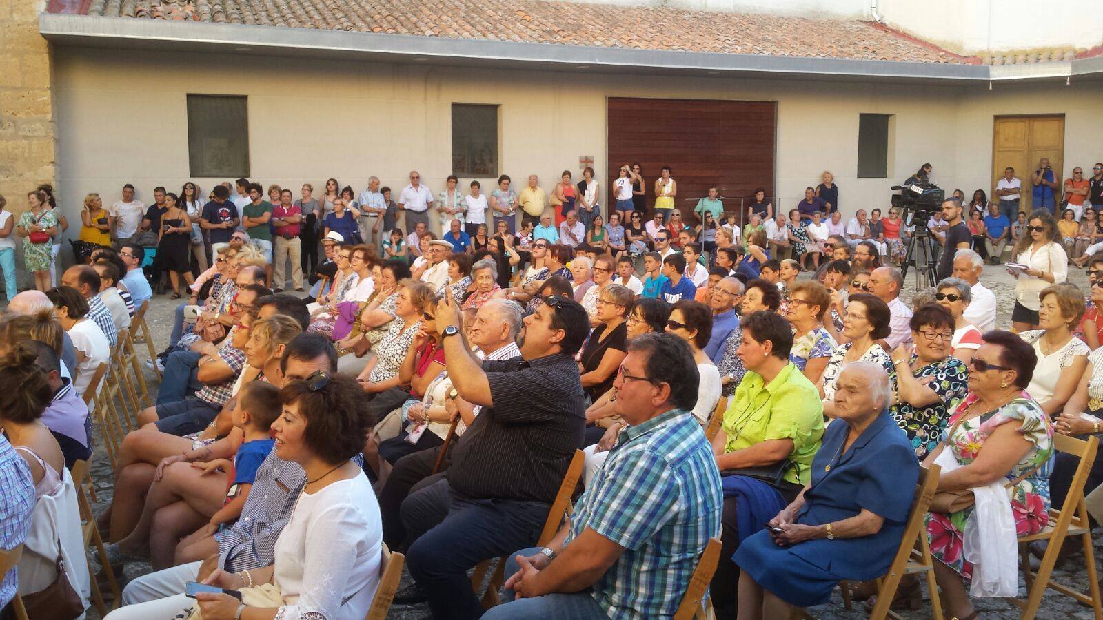 XI Certamen de danzas de paloteo en Torrelobatón
