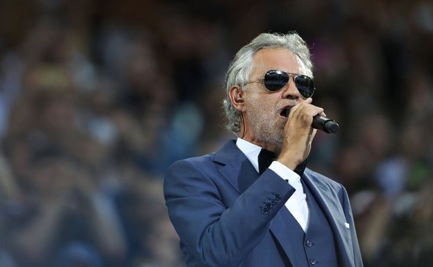 Andrea Bocelli. 