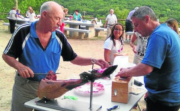 El jamón no puedo faltar en esta celebración, como tampoco lo hizo el año pasado. 