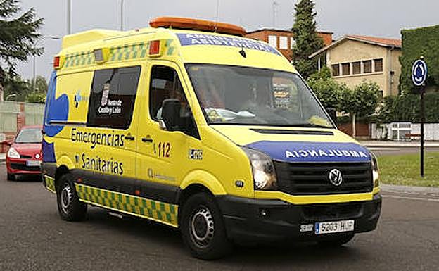 Ambulancia de Emergencias Sanitarias-Sacyl. 