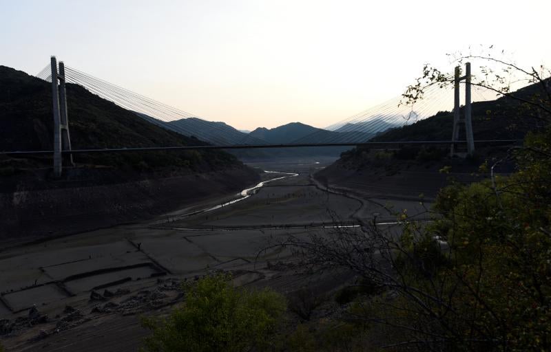 La sequía en Barrios de Luna, León