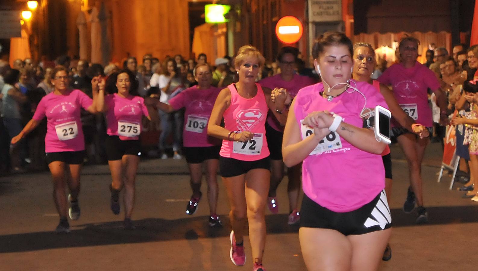 Medina celebra una multitudinaria carrera contra el cáncer