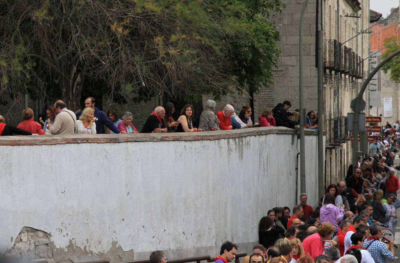 Únicamente tres astados han podido llegar al recorrido urbano y completar la carrera en el que cuatro personas han resultado heridas, dos de ellos por asta de toro y otros dos con contusiones