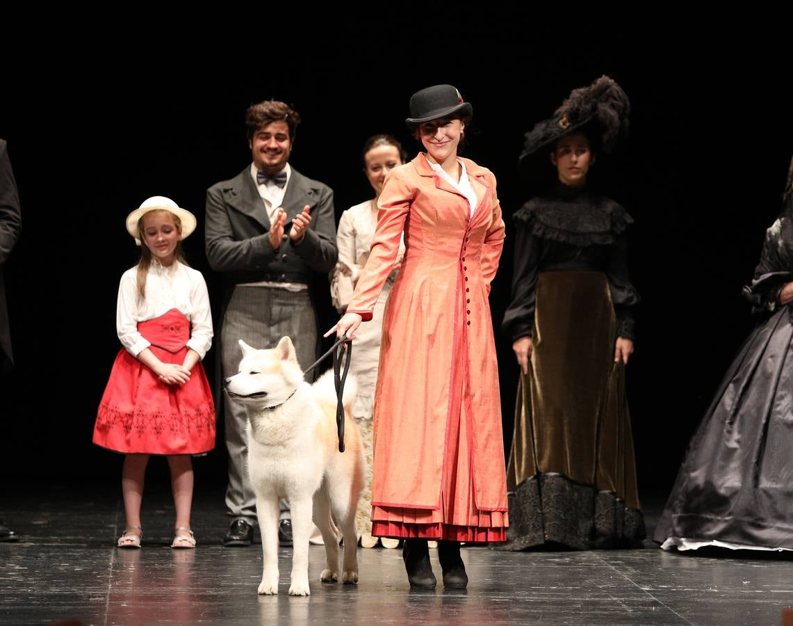 Con este desfile, Teatronaos concluye la temporada de Luces de Palencia