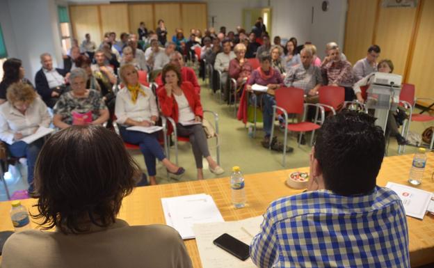 Asamblea vecinal para los presupuestos participativos.