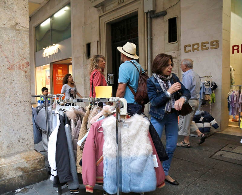 Una iniciativa de los comerciantes, con ofertas y promociones para paliar el flojo verano