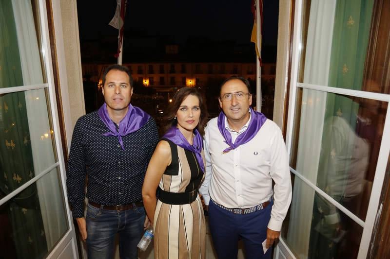 La lluvia obliga a posponer el pregón para mañana 