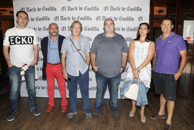 Sergio de los Bueis (Podemos), Mariano San Martín (Frente Cívico) y Miguel Ángel Lacarra y Vicente Ayuso (Asociación de Vecinos del Cristo), Rosa Zorita y Francisco Salgado (Podemos).