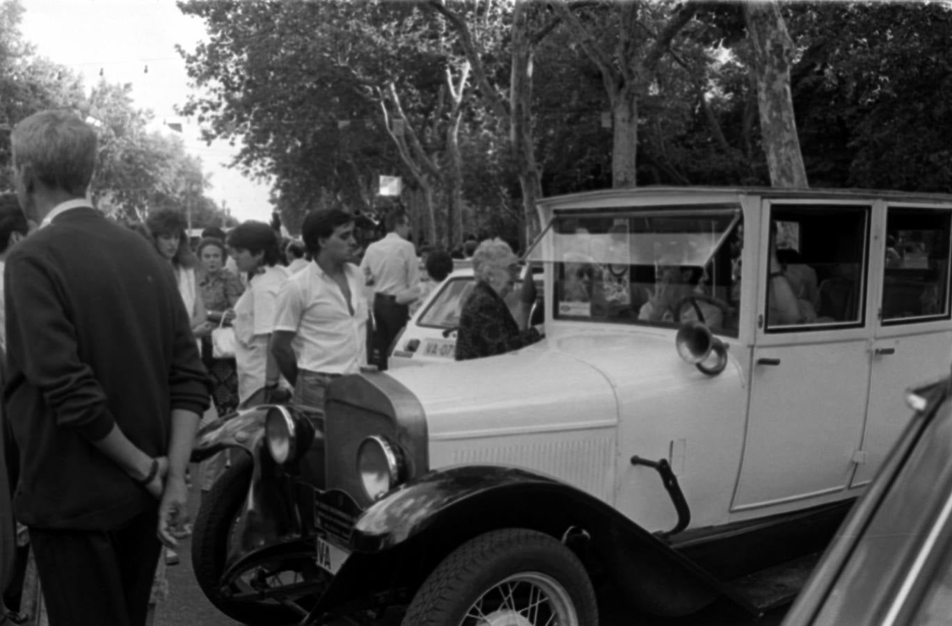 1986 Muestar de coches antiguos.