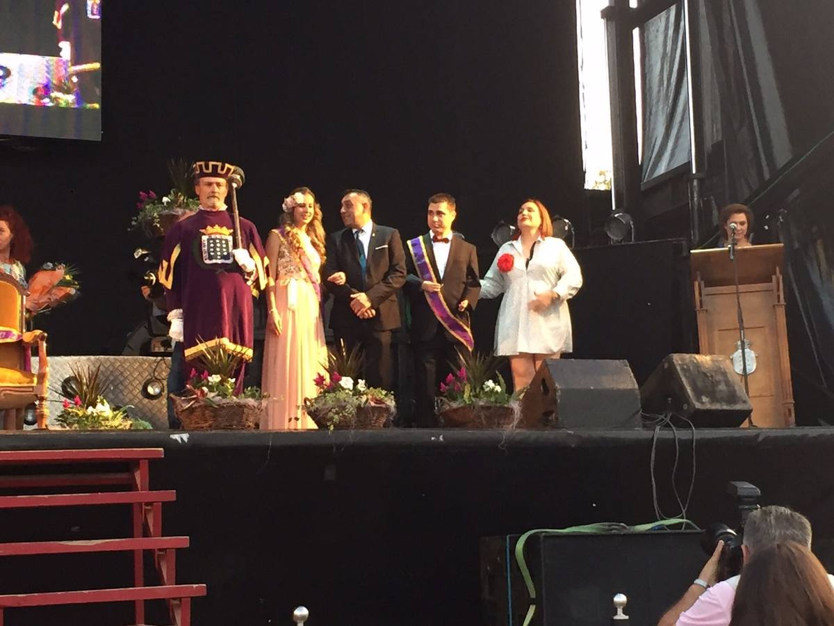 Sonia Andrino, redactora jefa de El Norte de Castilla, ha sido la encargada de inaugurar las fiestas de San Antolín.