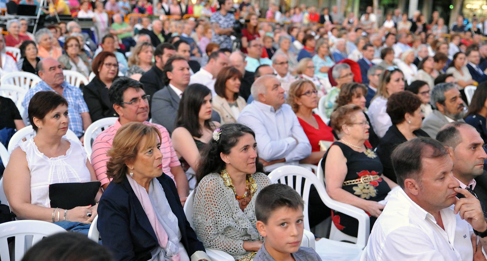 Sonia Andrino, redactora jefa de El Norte de Castilla, ha sido la encargada de inaugurar las fiestas de San Antolín.