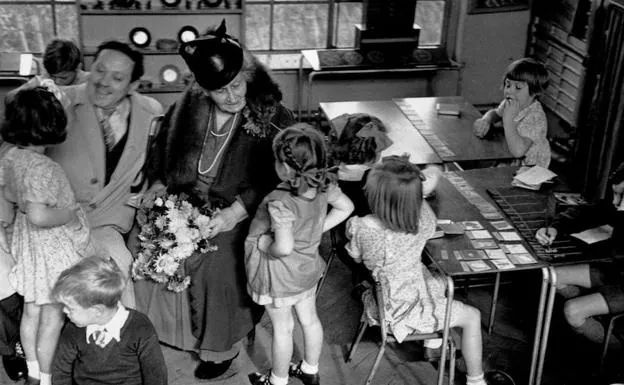 Maria Montessori desarrollo un importante método educativo desde su óptica de psquiatra, pedagoga y antropóloga