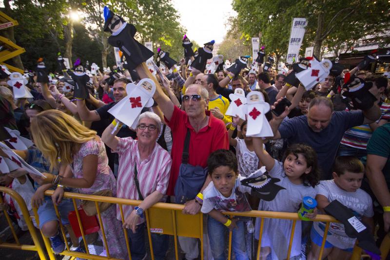 Las peñas de Valladolid consiguen el récord de marionetas de mano