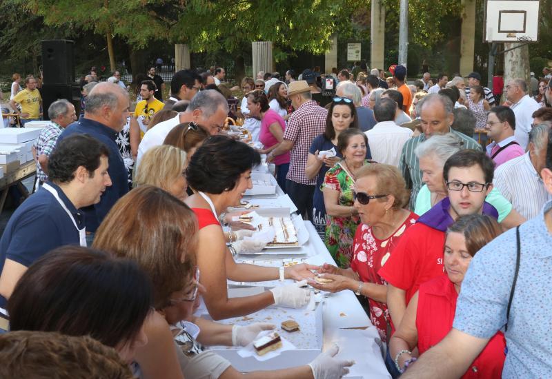 Degustación gratuita del postre de Nuestra Señora de San Lorenzo