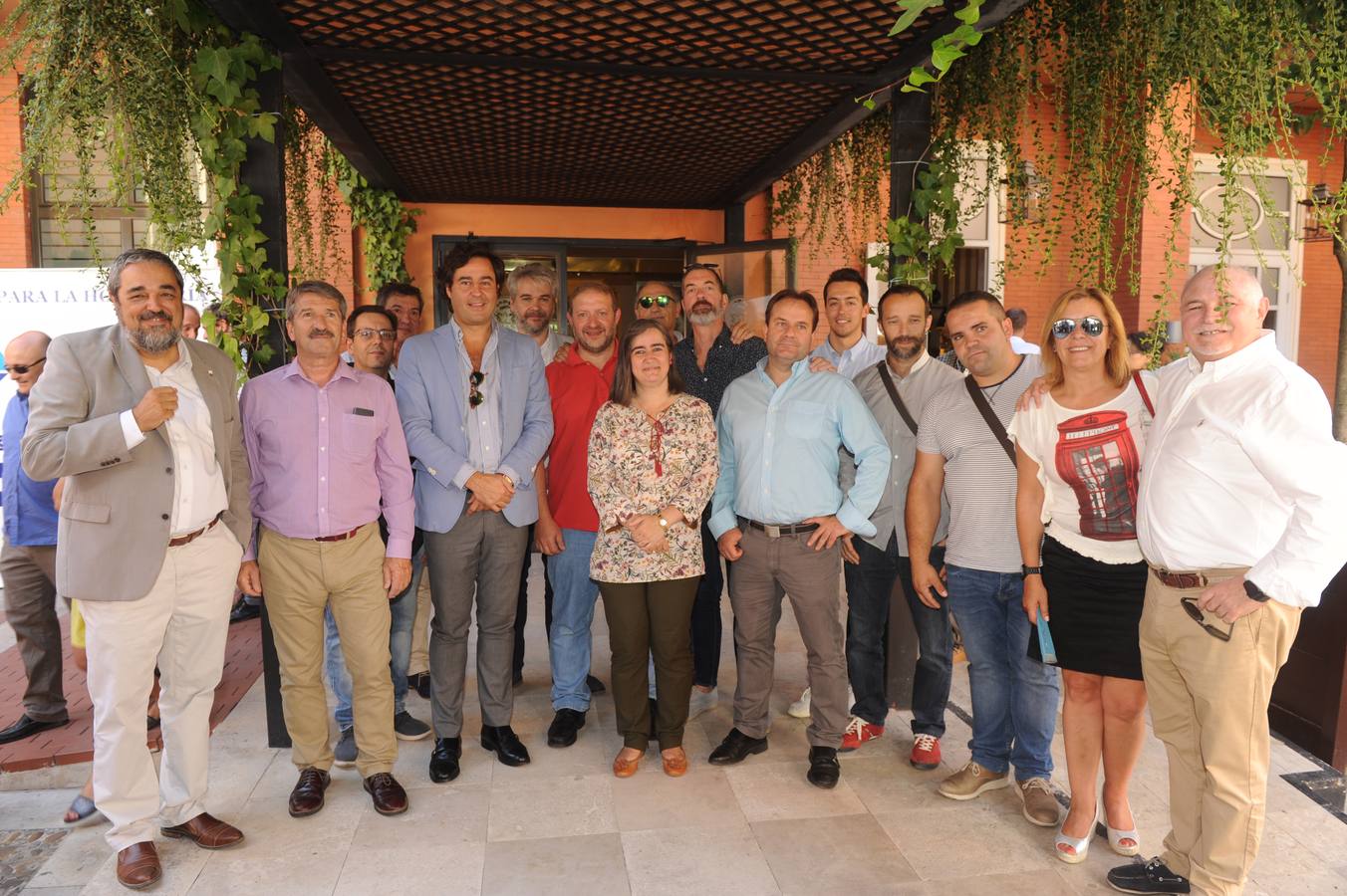 Juan Saborido (Confae), Felip Grela, Francisco Hernández, David Sahagún (Cámara de Comercio de Ávila), Javier Dapena, Pablo Serrano, Sonsoles Sánchez-Reyes, Arturo Mancebo, Javier Marfull, Álvaro Díaz, Juan José Jiménez, Víctor Gómez, Raúl Rodríguez, Carmen Esteban y Teo Hernández.