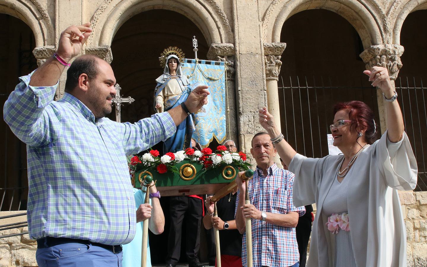 Los camareros de Segovia celebran Santa Marta