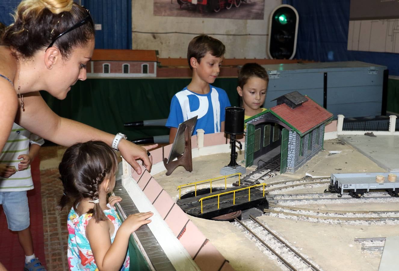 La Asociación de Amigos del Ferrocarril (ASVAFER) abre al público su tradicional muestra con motivo de las fiestas de la Virgen de San Lorenzo