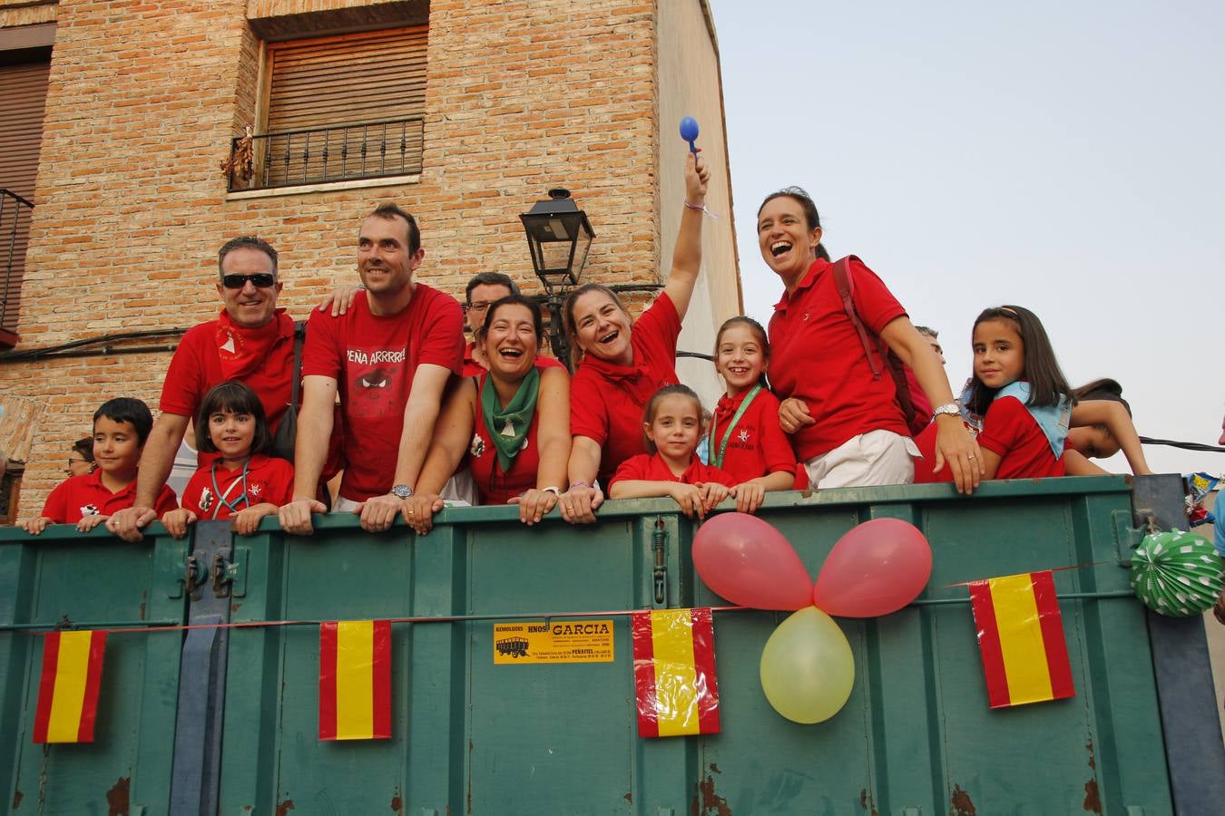 Vanesa Muela, presidenta de la asociación Ermita, ha sido la encargada de dar el pregón