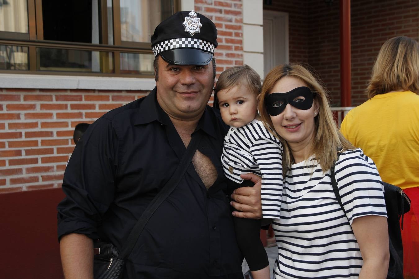 Vanesa Muela, presidenta de la asociación Ermita, ha sido la encargada de dar el pregón