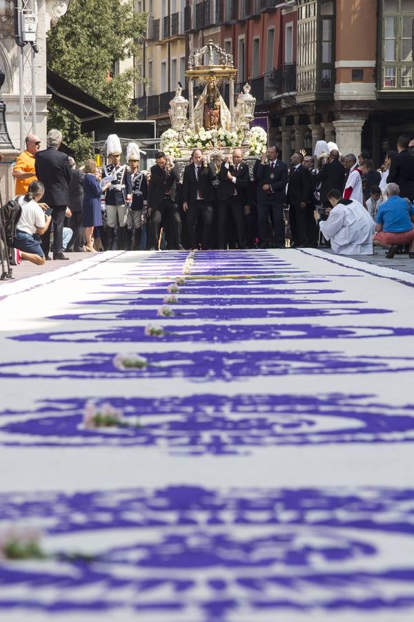 El obispo auxiliar, Luis Argüello, ofició la eucaristía en honor de la patrona