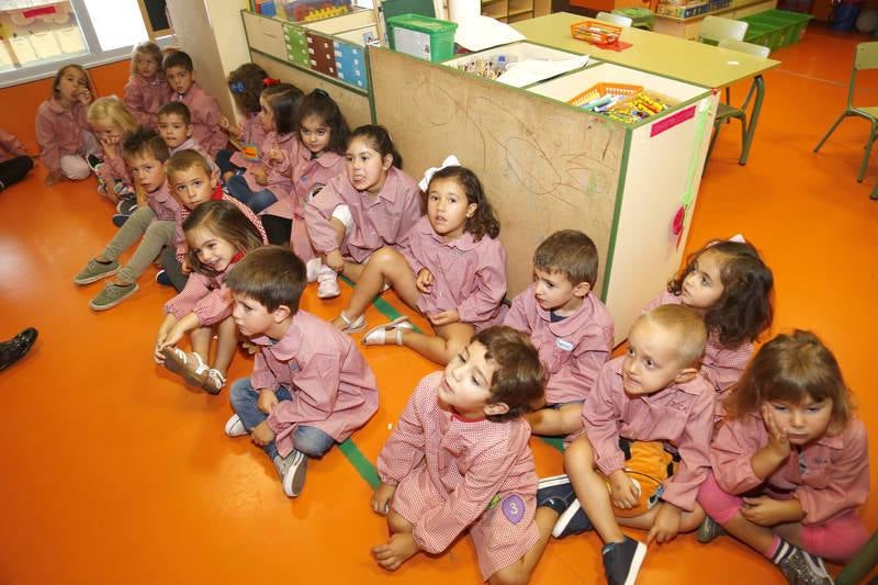 Inauguración del curso escolar en el colegio de Villalobón (Palencia)