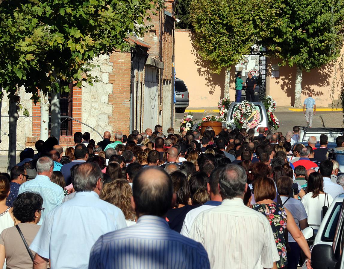 Funeral por la mujer fallecida en el vuelco de un remolque en Tordesillas