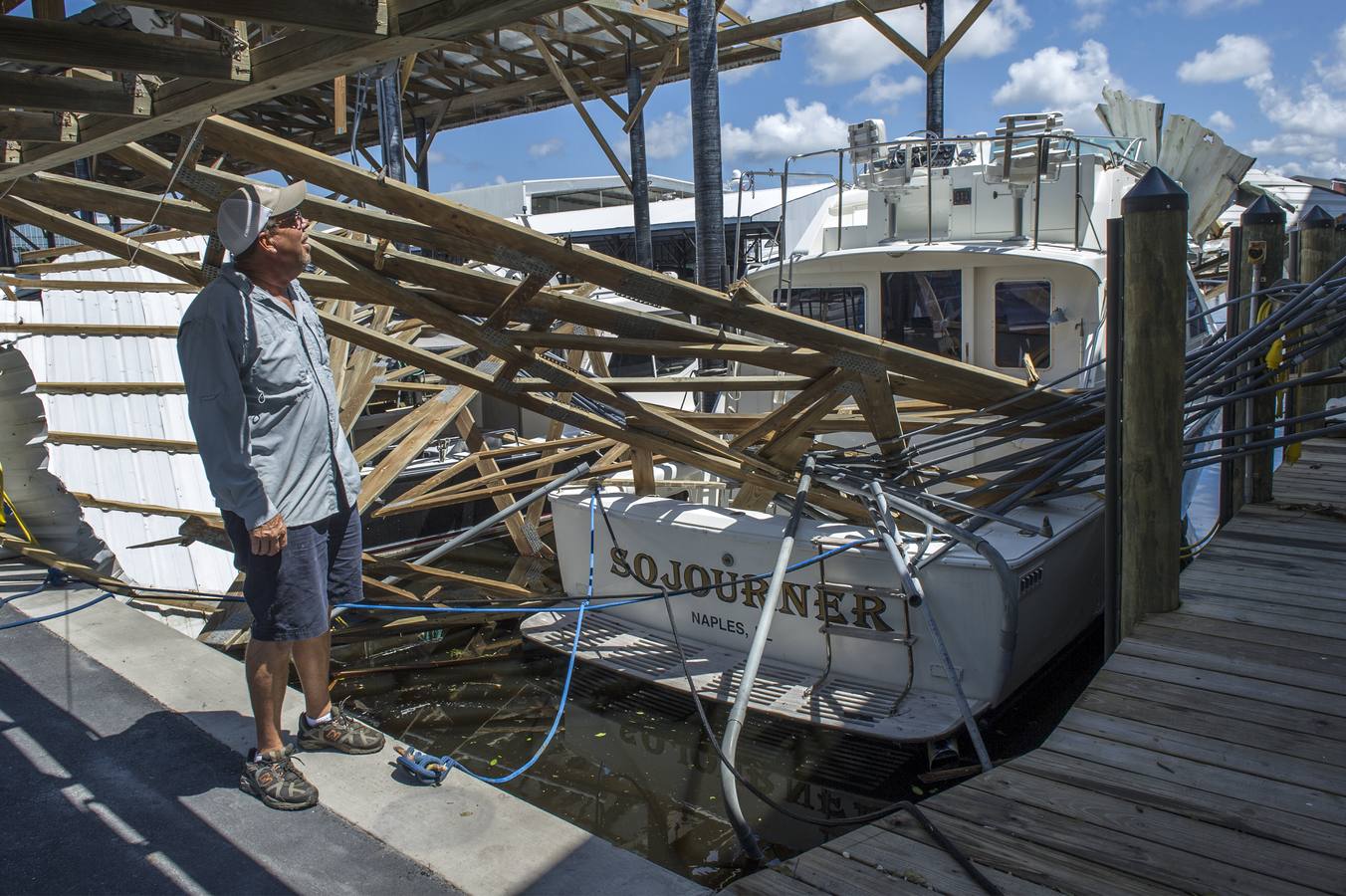 En su arrasadora trayectoria la tormenta ha dejado ya al menos medio centenar de muertos en el Caribe y Estados Unidos