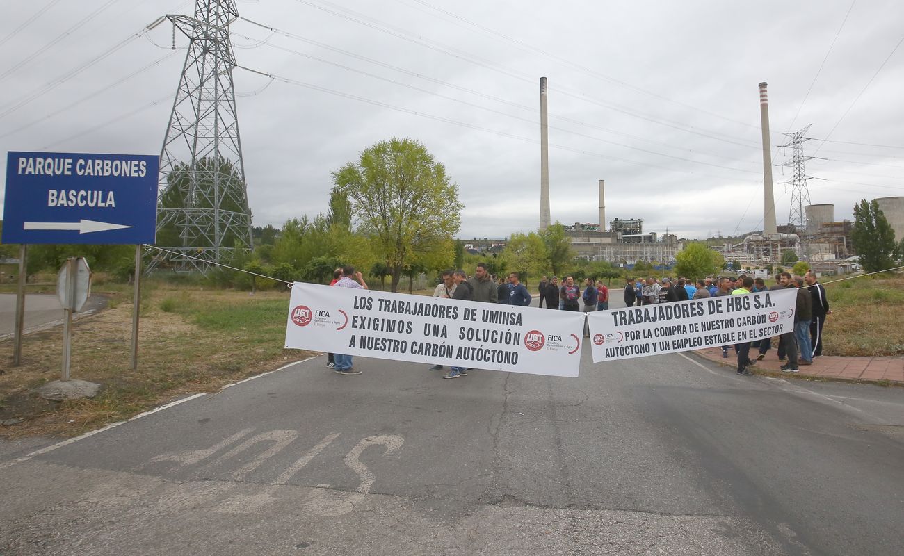 Los ultimos mineros salen a la calle para exigir la compra de carbón nacional y un empleo estable