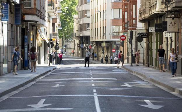 La calle López Gómez sin coches por los cierres contra la contaminación. 