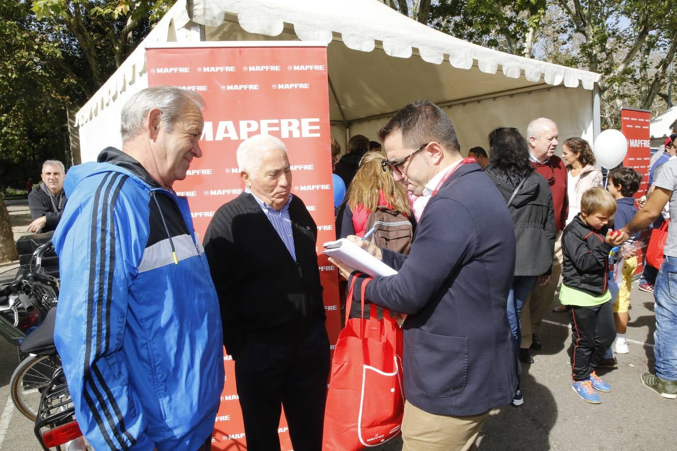 Ambiente, público y premios en el Valladolid Motor Vintage