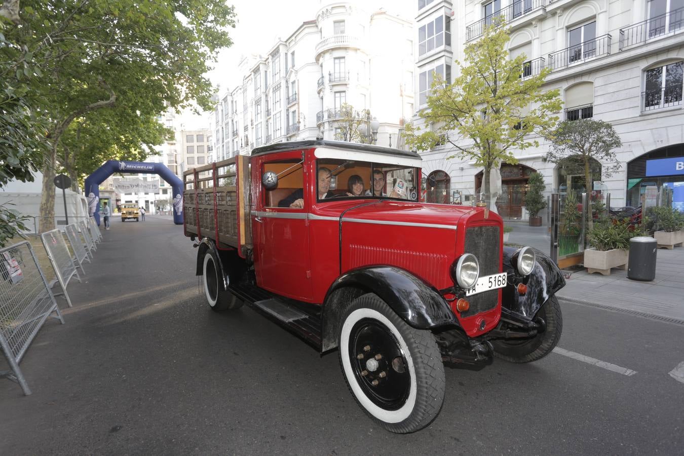 Más de 300 modelos de coches clásicos