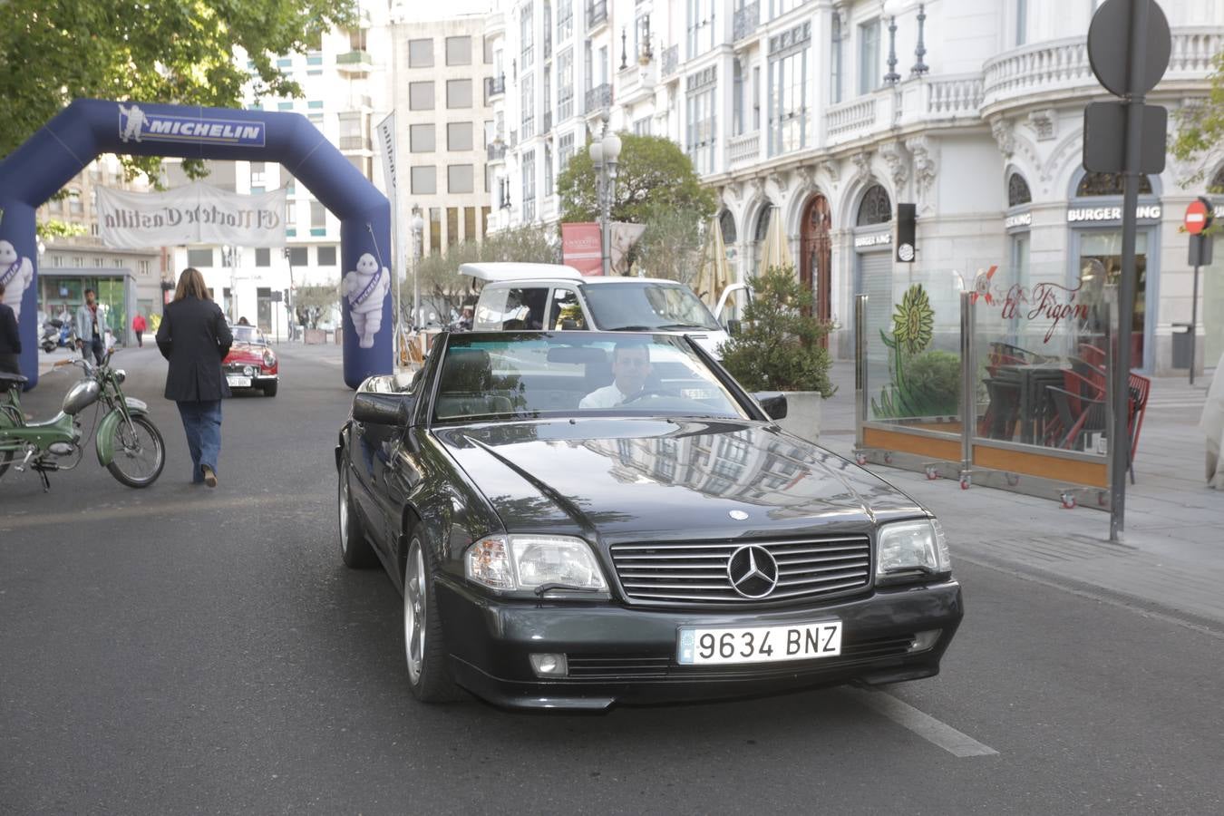 Más de 300 modelos de coches clásicos
