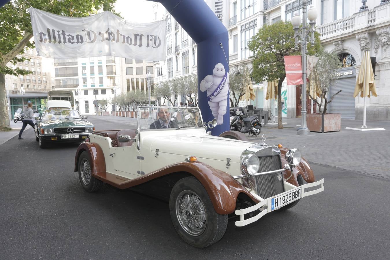 Más de 300 modelos de coches clásicos