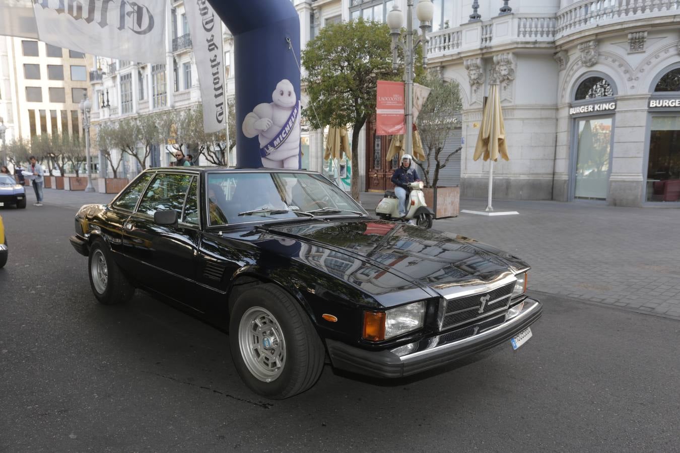 Más de 300 modelos de coches clásicos