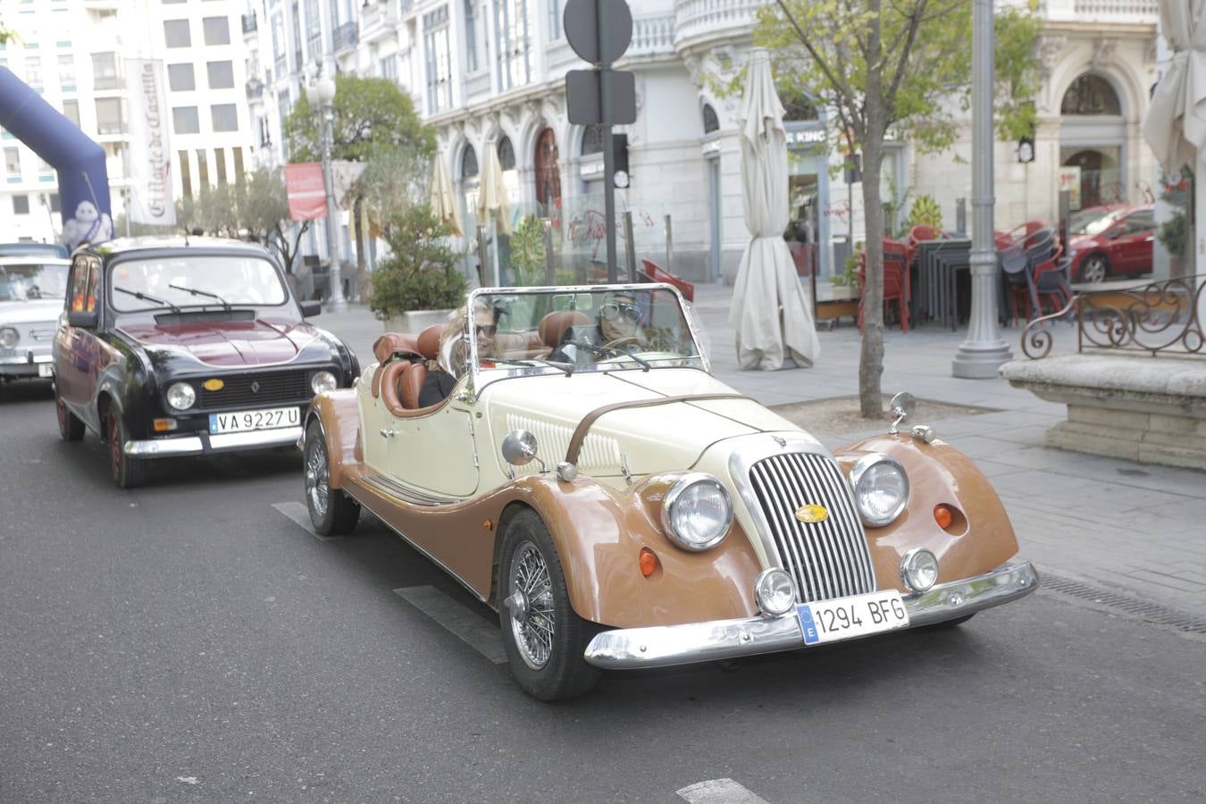 Más de 300 modelos de coches clásicos