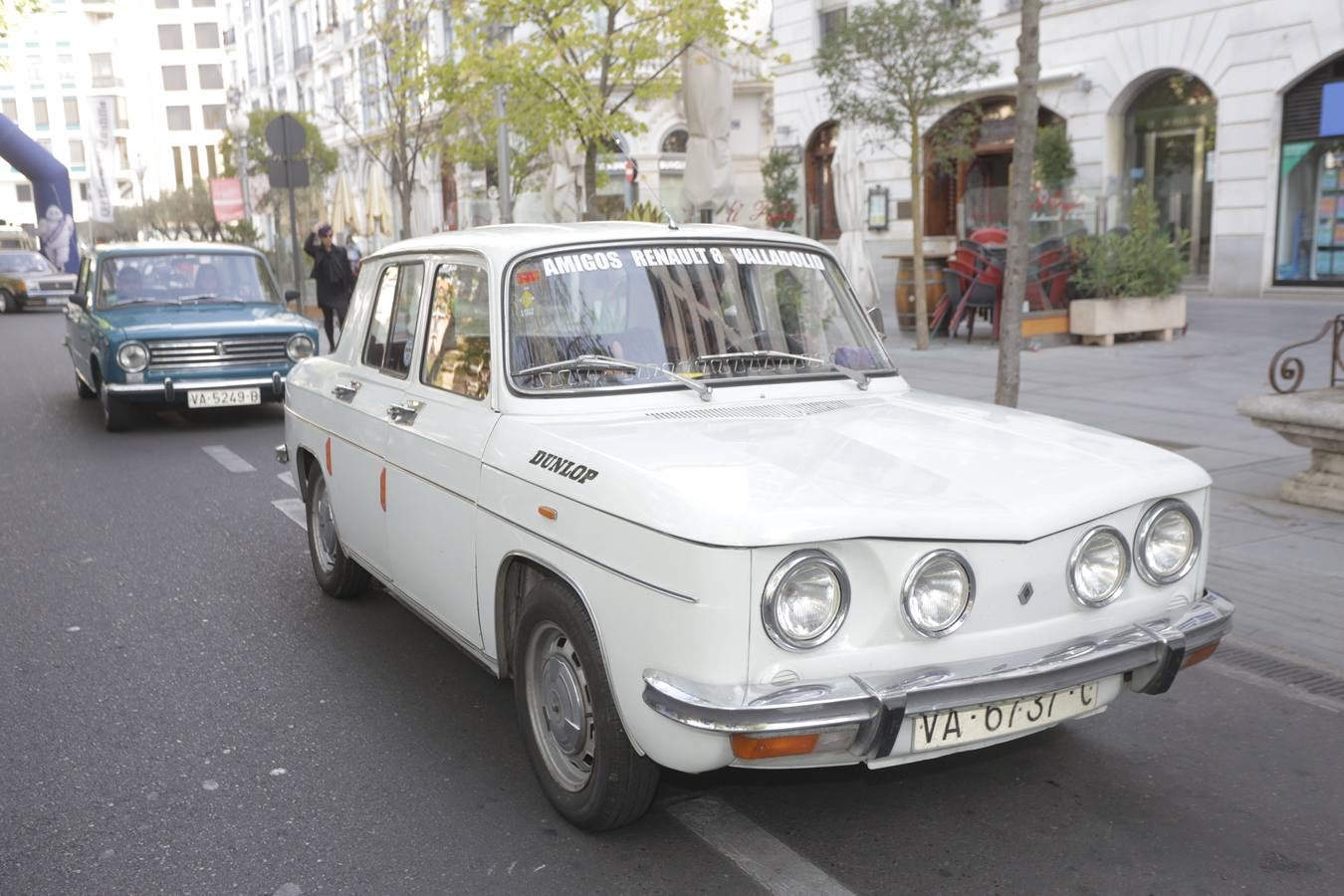 Más de 300 modelos de coches clásicos