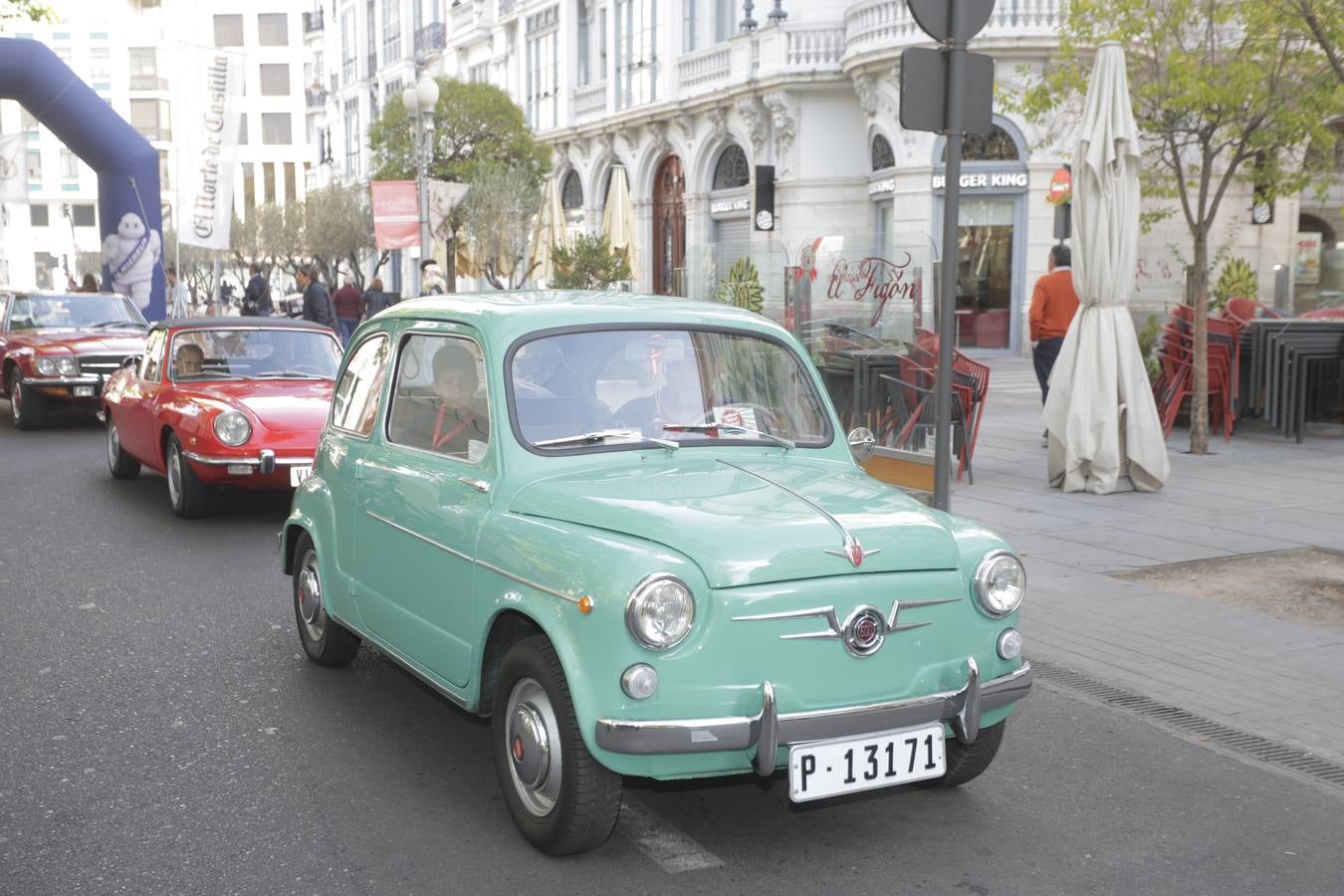 Más de 300 modelos de coches clásicos