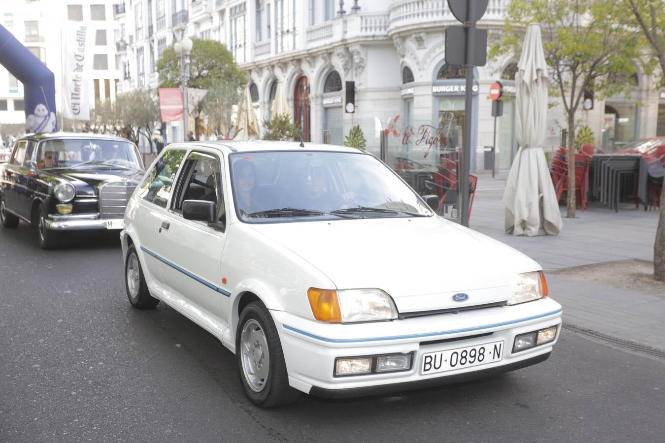 Más de 300 modelos de coches clásicos