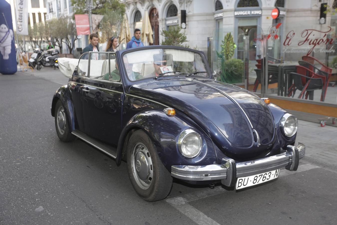 Más de 300 modelos de coches clásicos