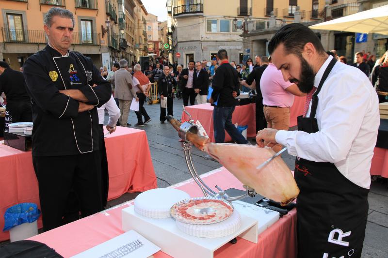 V Feria del Jamón de Castilla y León en Segovia