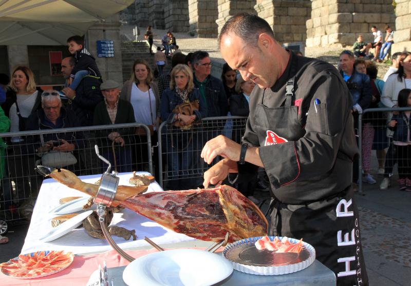 V Feria del Jamón de Castilla y León en Segovia