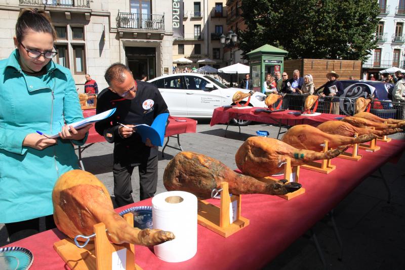 V Feria del Jamón de Castilla y León en Segovia