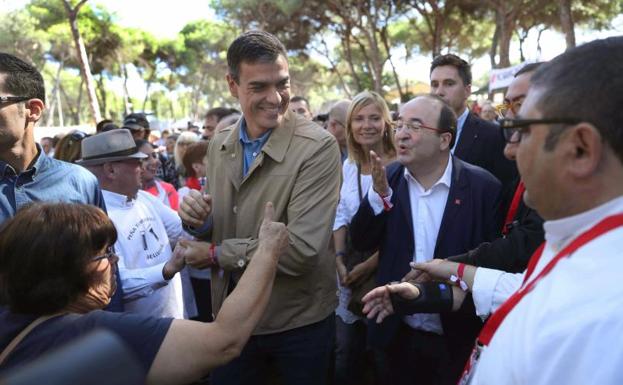 Sánchez e Iceta en la Fiesta de la Rosa.