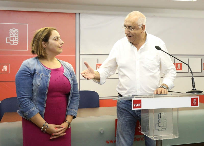 La secretaria general consigue 344 votos frente a 205 del 'sanchista' Agustín Martínez y reafirma su liderazgo en 14 de los 19 centros de votación